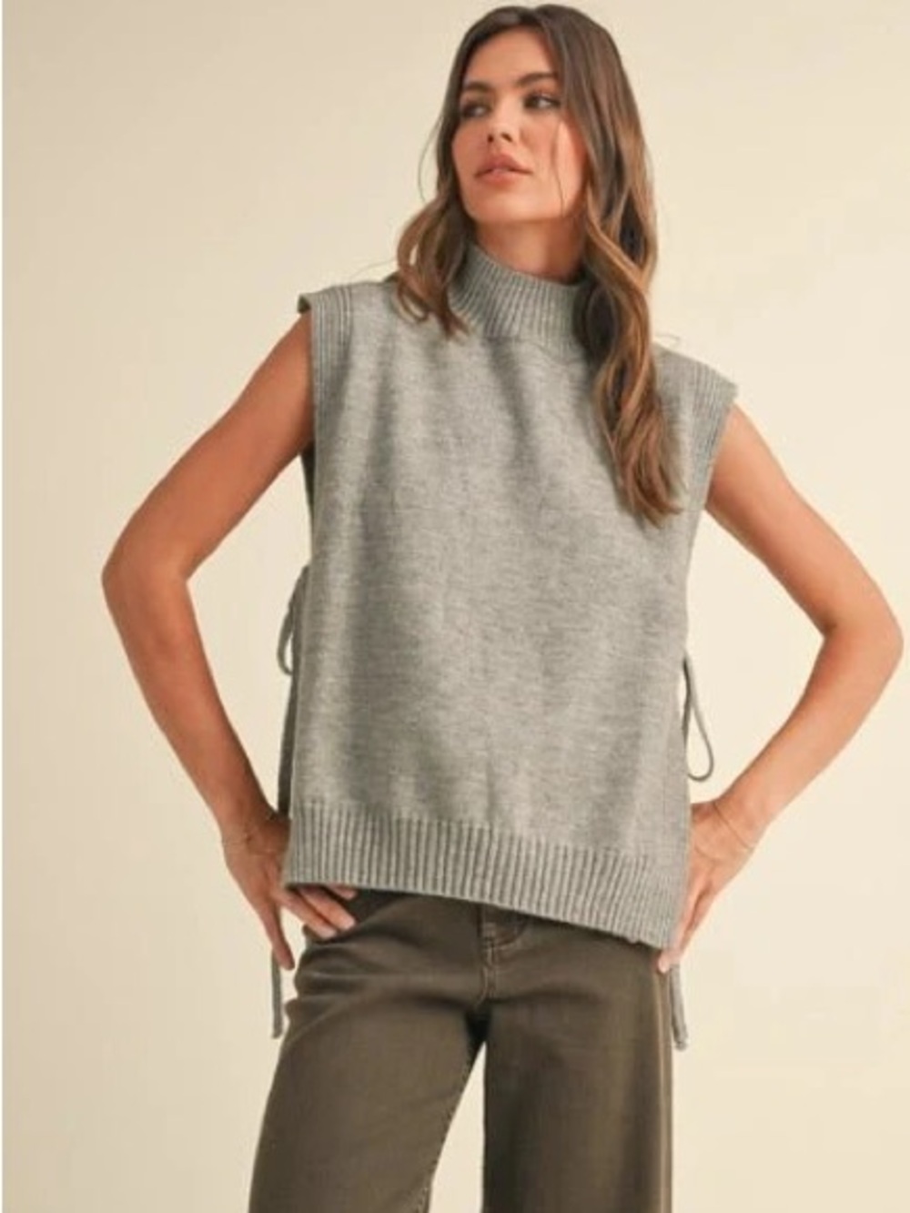 Sleeveless Cowl-Neck Knit Vest in Gray